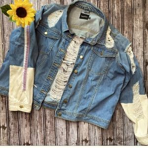 Boohoo distressed dip dyed denim jacket size 16